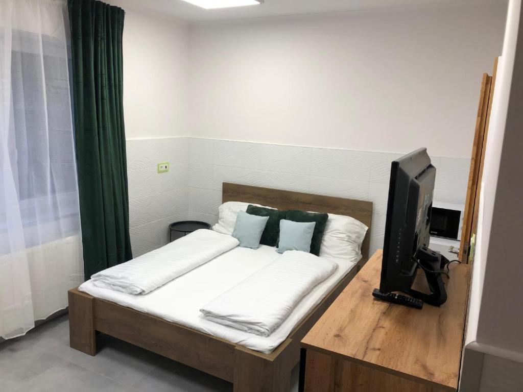 Apartment Harmonia Es Beke Belvarosaban 12 - Harmony And Peace In 12 Szeged